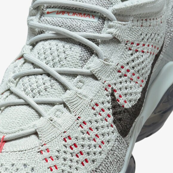 NIB Nike Air VaporMax 2023 Flyknit Men's Shoes Light Silver/11.5 - Picture 2 of 6